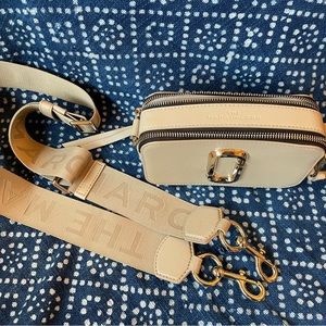 NEW The Marc Jacobs Snapshot Bag in Khaki